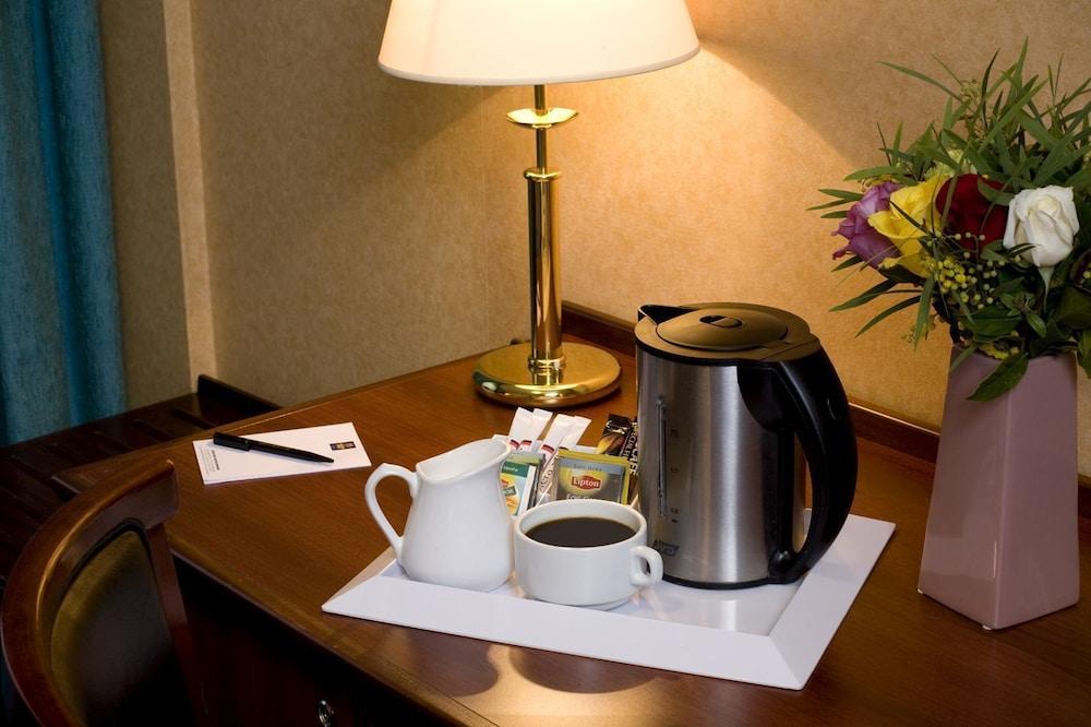 Diese Hotel Bastille Париж Екстериор снимка